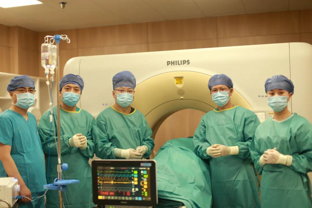 不能做、不适应做肺癌手术，怎么办？西安国际医学中心医院“一针”射频消融解决患者大问题