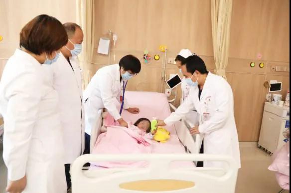 西安国际医学中心医院挽救一氧化碳中毒患儿