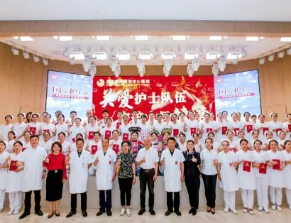 超燃现场！颁奖盛典+科普大秀 这才是护士节的正确打开方式